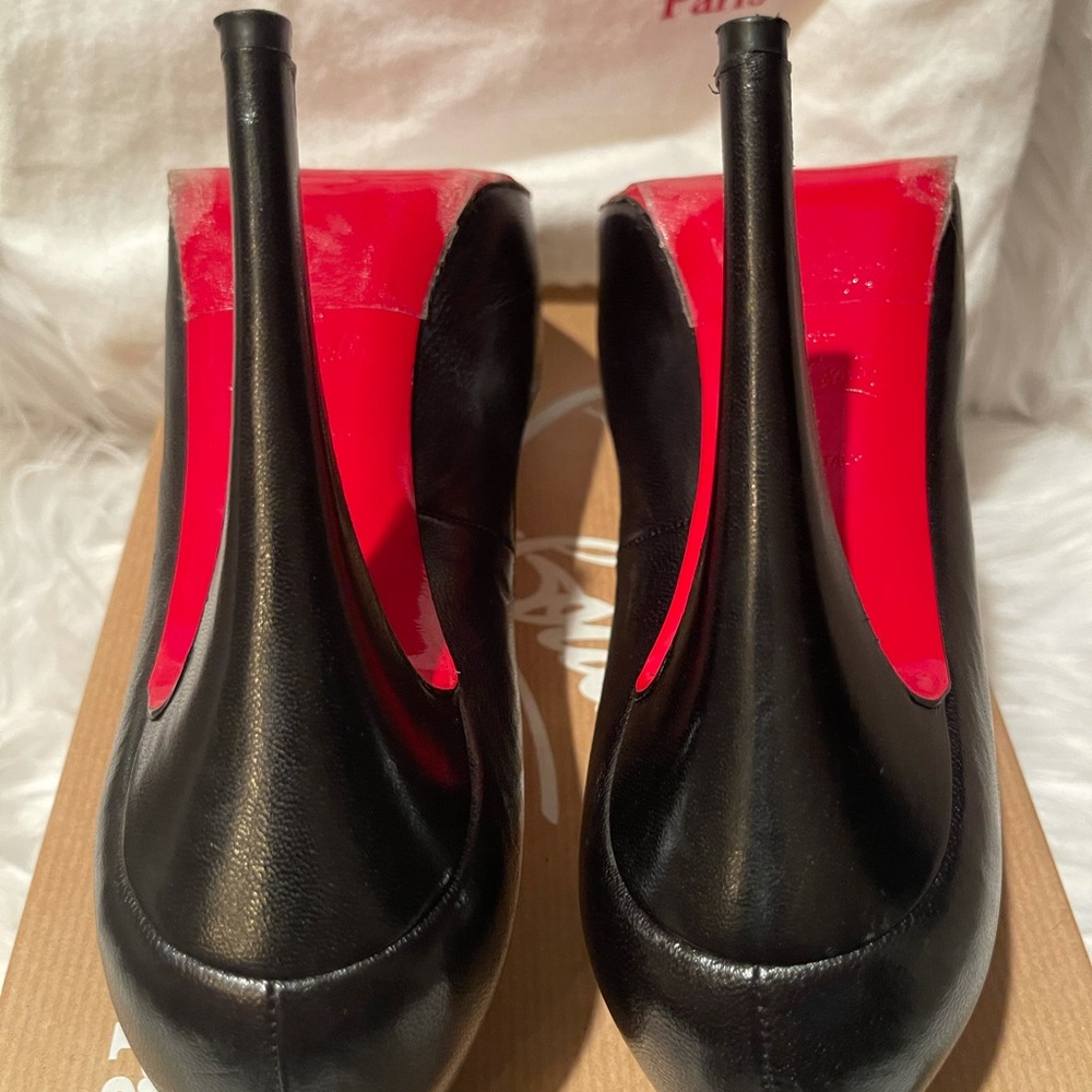 Christian Louboutin Very Prive - Picture 8 of 9